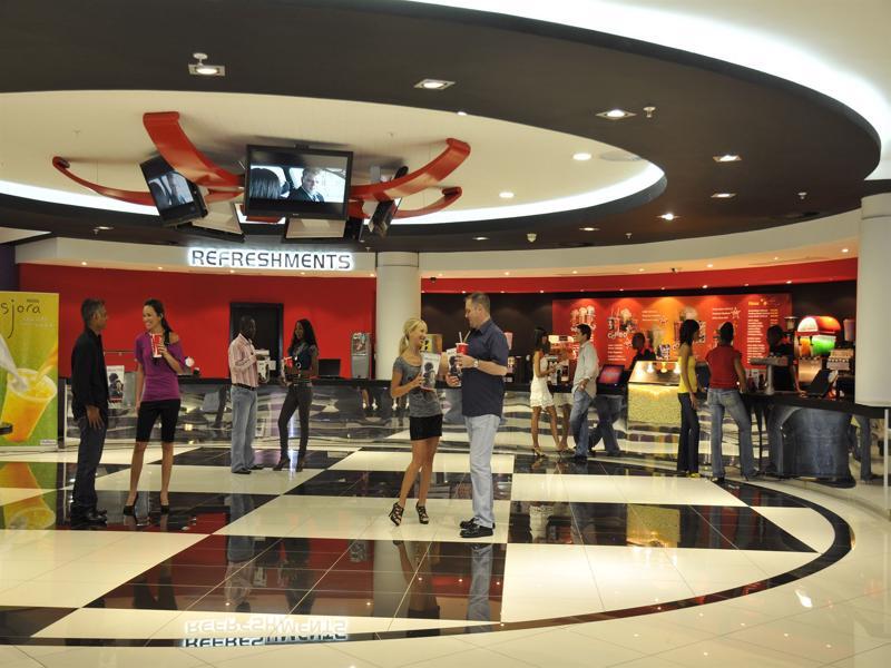 Metcourt At Emperors Palace Kempton Park Exterior photo